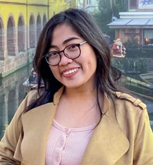 A person lying on the floor  Description automatically generated with medium confidence